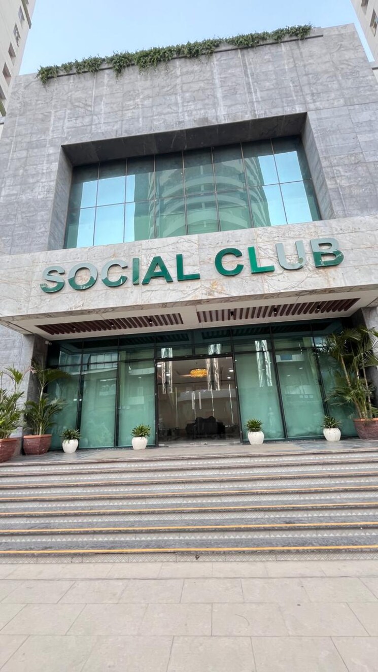 Exterior View, parx-laureate 4 Bedroom 4545 Sq.Ft. Apartment In Sector 108 Noida 8930527