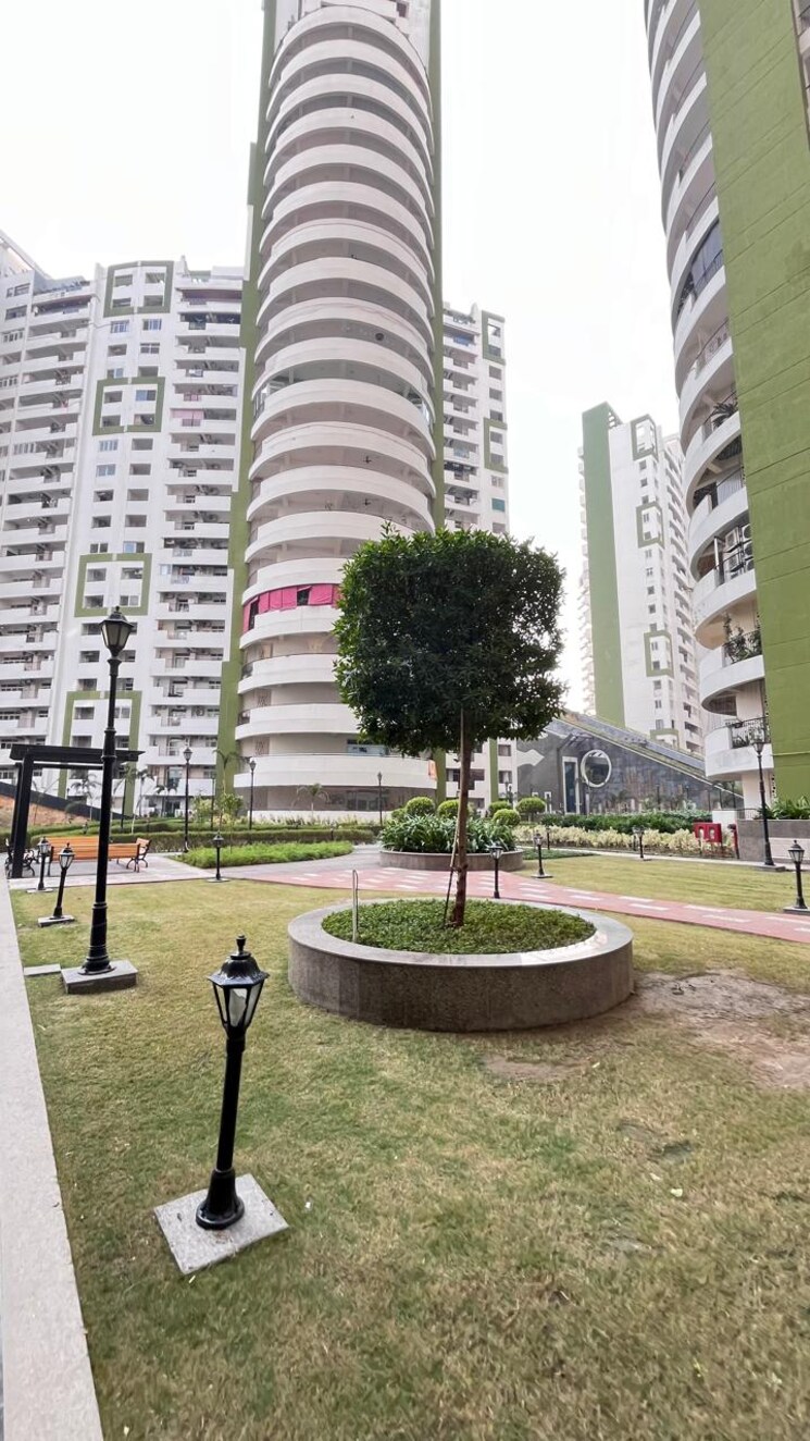 Exterior View, parx-laureate 4 Bedroom 4545 Sq.Ft. Apartment In Sector 108 Noida 8930527