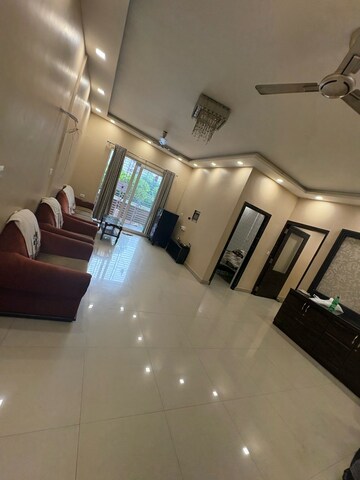 Living Room in 3 BHK Apartment at Emami City, Golpark – for Rent