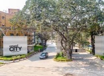 Swimming Pool in 3 BHK Apartment at Emami City, Golpark – for Rent