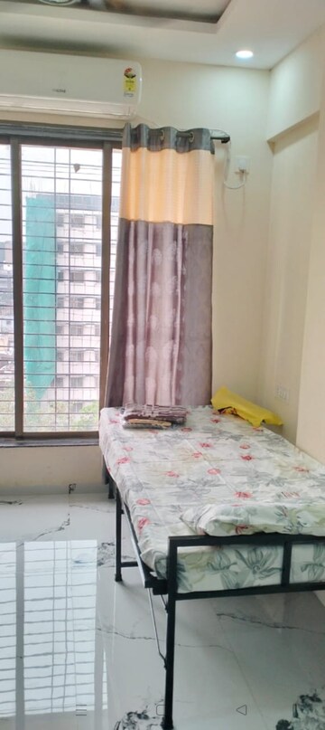 Room in  Pg at Santacruz East – for Rent