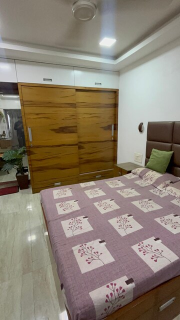Furnished Amenities in 3 BHK Apartment at Best Complex Andheri West, Andheri West – for Rent