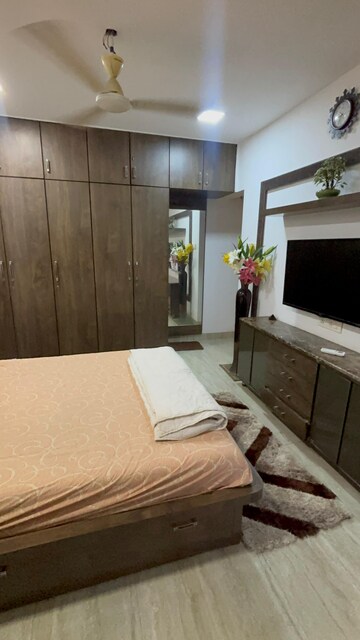 Bedroom in 3 BHK Apartment at Best Complex Andheri West, Andheri West – for Rent