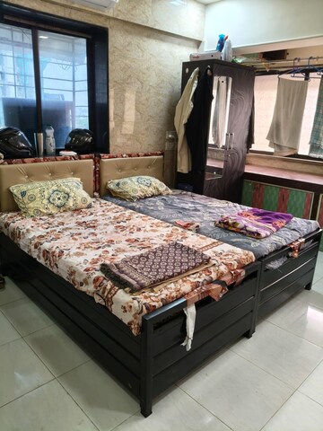 Room in  Pg at Santacruz East – for Rent
