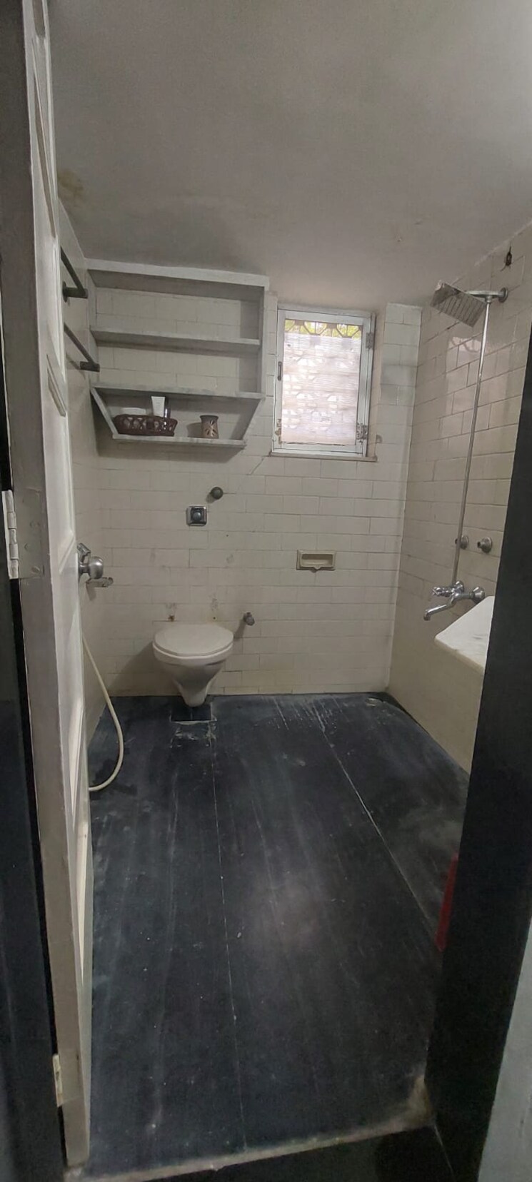 Bathroom, santacruz east Pg For Boys & Girls In Santacruz East 8930582