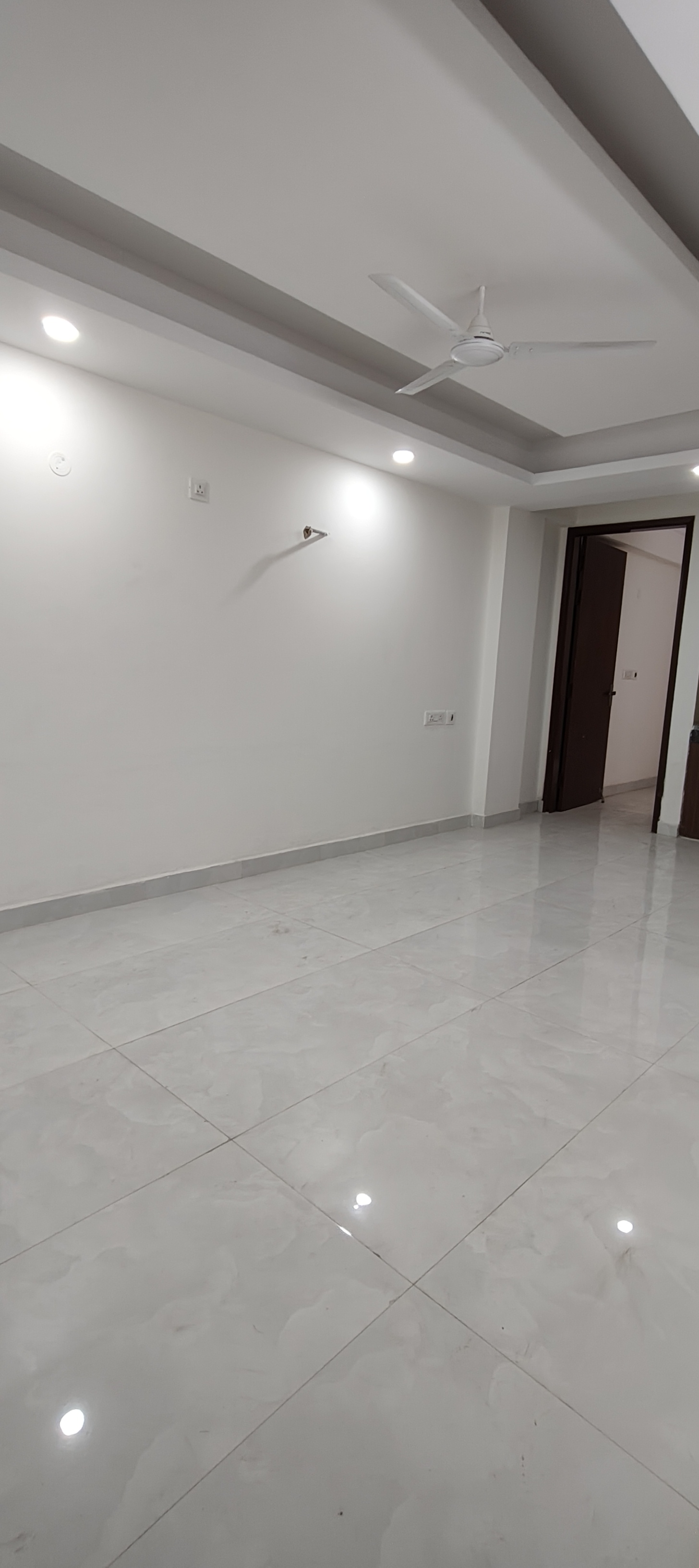 2 BHK Builder Floor For Rent in Chattarpur
