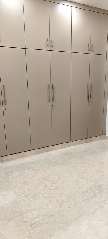 Building Lobby in 2 BHK Builder Floor at Lajpat Nagar – for Rent