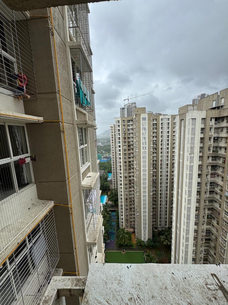 Exterior View, lodha-amara 1 Bedroom 453 Sq.Ft. Apartment In Kolshet Road Thane 8930658