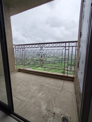 Balcony in 3 BHK Apartment at Hiranandani Fortune City, New Panvel – for Rent