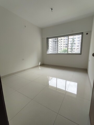 Room in 3 BHK Apartment at Godrej City, Poyanje – for Rent