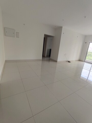 Room in 3 BHK Apartment at Godrej City, Poyanje – for Rent