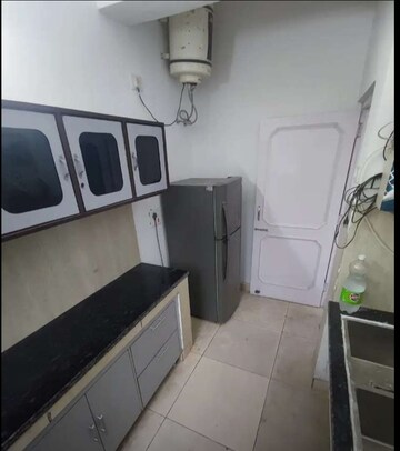 Kitchen in 3 BHK Builder Floor at Sector 43 – for Rent