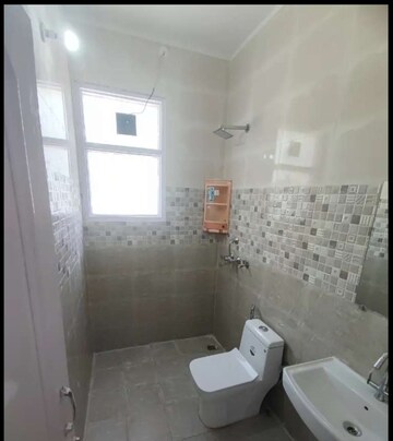 Bathroom in 3 BHK Builder Floor at Sector 43 – for Rent
