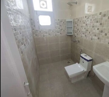 Bathroom in 3 BHK Builder Floor at Sector 43 – for Rent