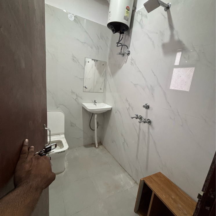 Bathroom, aihp-palms 1 RK 260 Sq.Ft. Builder Floor In Udyog Vihar Gurgaon 8930736
