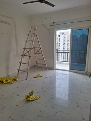 Furnished Amenities in 2 BHK Apartment at Gardenia Gateway, Sector 75 – for Sale