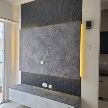 Bathroom in 2.5 BHK Builder Floor at Smart World Gems, Sector 89 – for Rent
