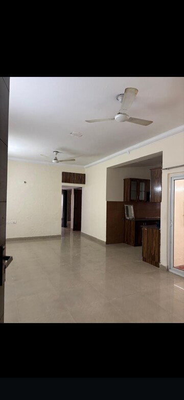 3 BHK Apartment For Rent in Antriksh Golf View, Sector 78