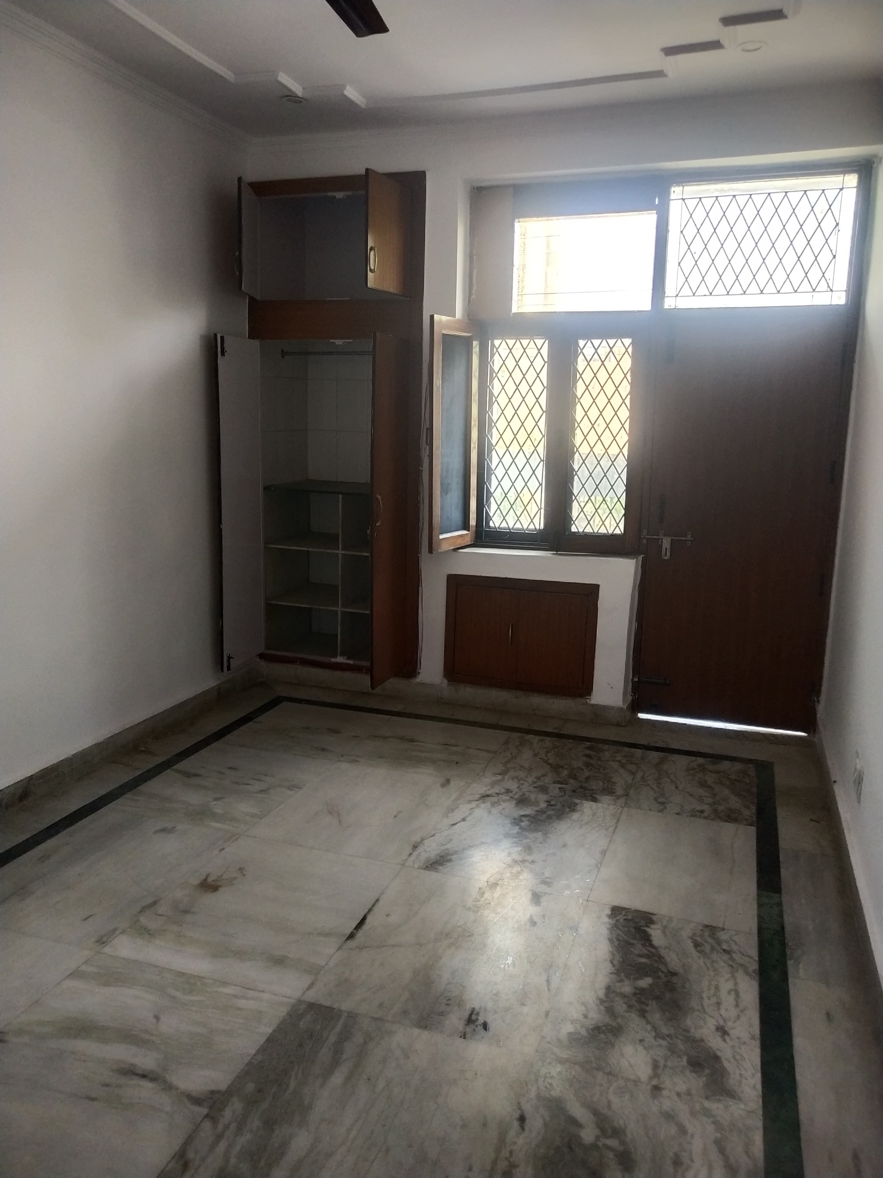 3 BHK + Study Room Builder Floor For Rent in Tulip Mall