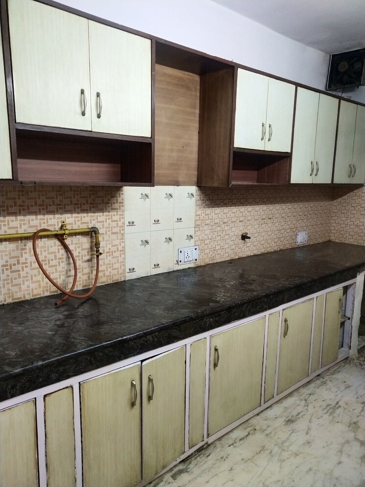 Kitchen, tulip-mall 3 Bedroom 1450 Sq.Ft. Builder Floor In Sector 46 Noida 8930758