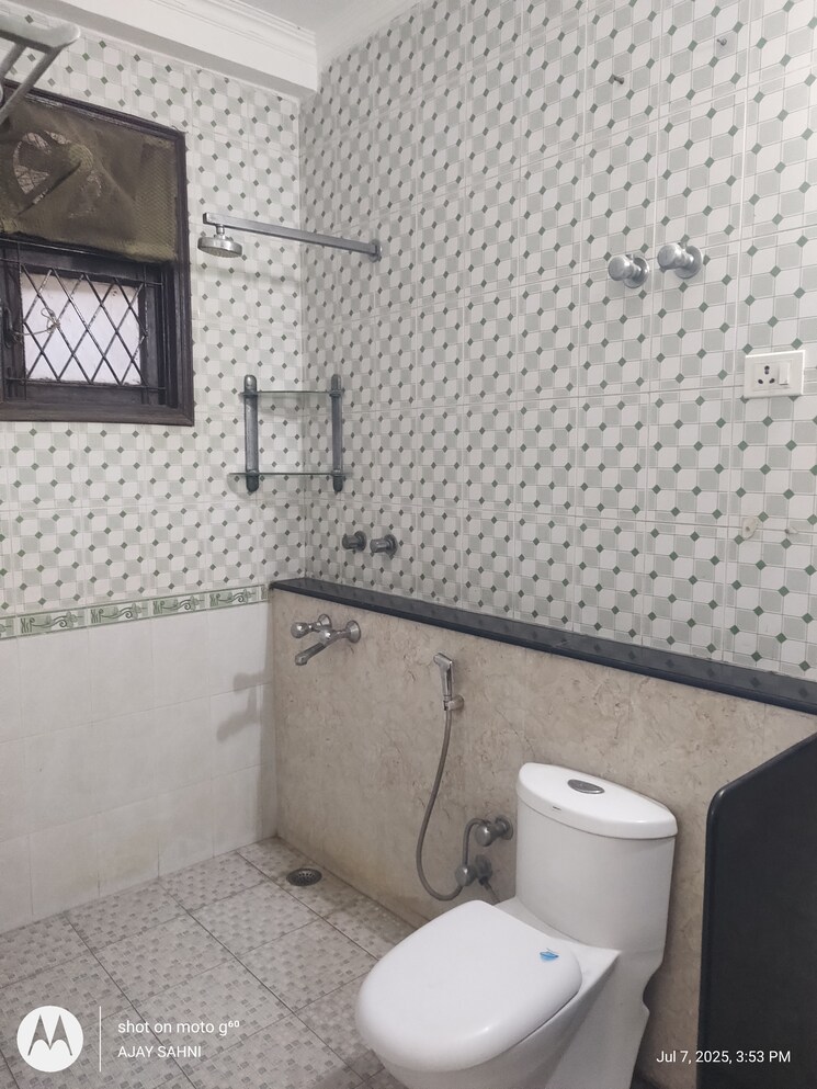 Bathroom, mehrauli 2 Bedroom 1000 Sq.Ft. Builder Floor In Mehrauli Delhi 8930760