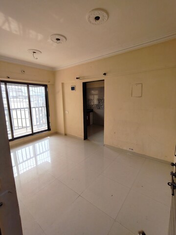 Room in 1.5 BHK Apartment at DGS Sheetal Jyot, Nalasopara West – for Rent