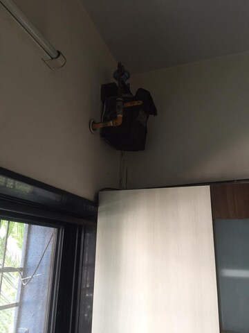 Room in 2 BHK Apartment at Vashi Sector 14 – for Rent