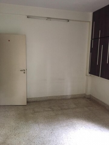 Room in 2 BHK Apartment at Vashi Sector 14 – for Rent