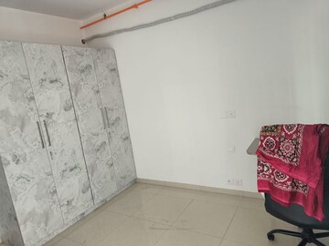 Bedroom in 2 BHK Apartment at Kalpataru Immensa, Kolshet Road – for Rent