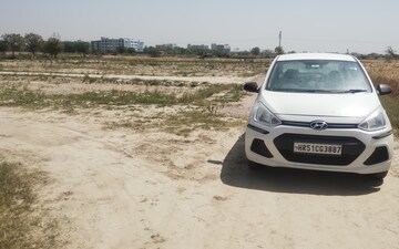 Plot For Sale in Bamnikhera