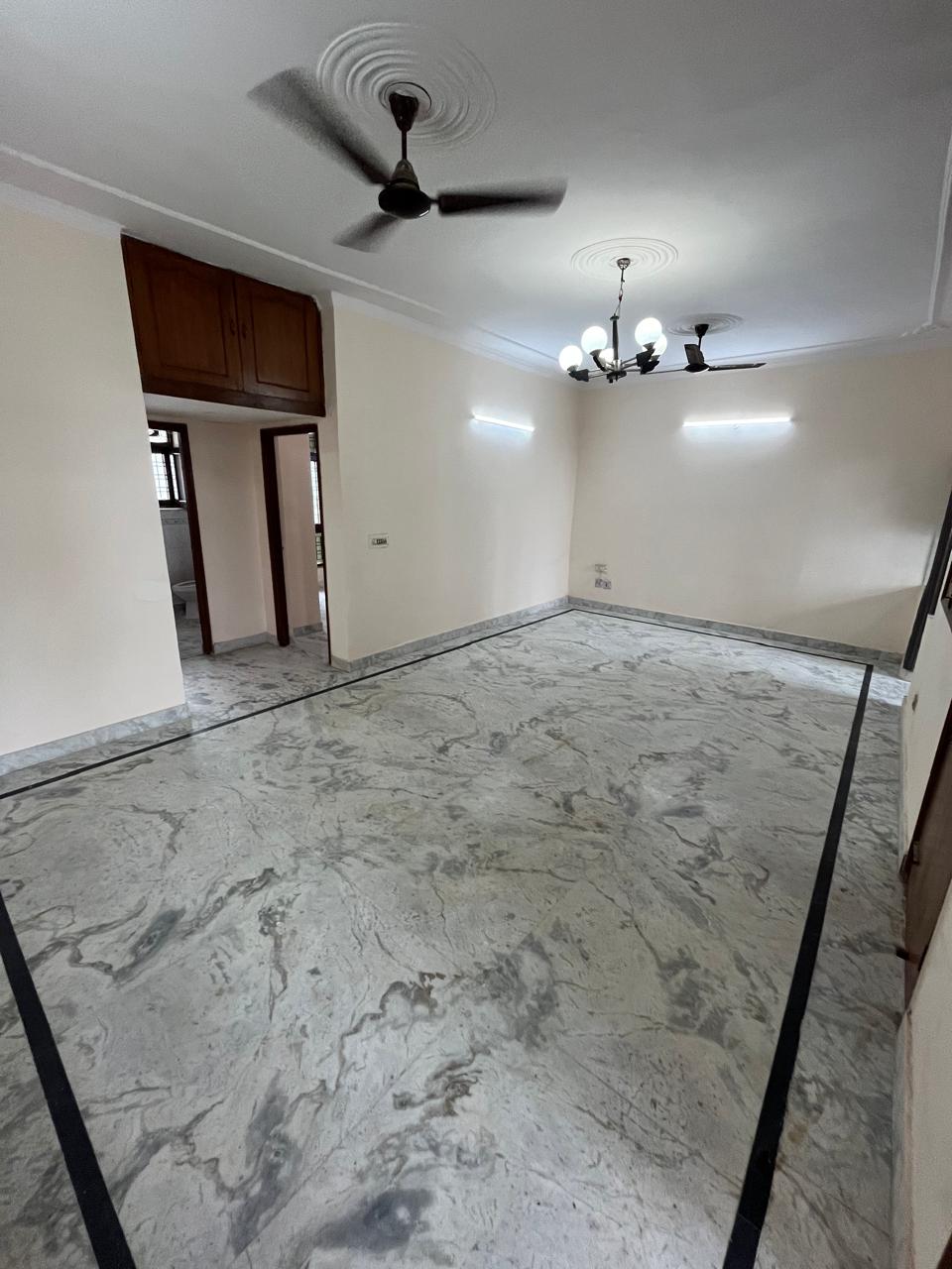 3 BHK Builder Floor For Rent in 3 Bhk