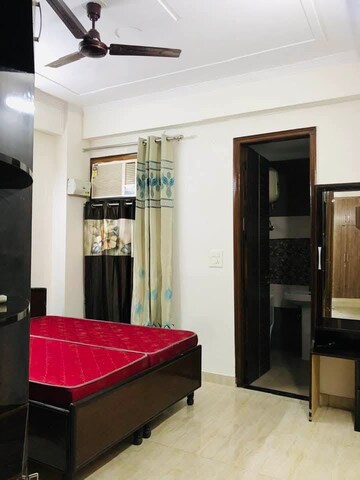 Bedroom in 3 BHK Builder Floor at Vivek Plaza, Sector 14 – for Rent