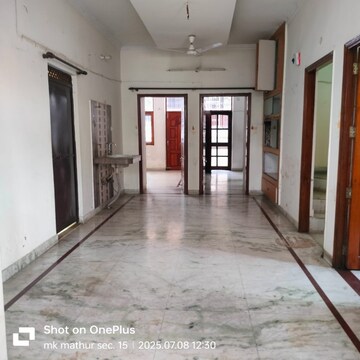 Building Lobby in 3 BHK Builder Floor at Milestone 32nd Avenue, Sector 15 – for Rent