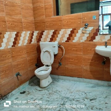 Bathroom in 3 BHK Builder Floor at Milestone 32nd Avenue, Sector 15 – for Rent
