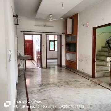 Building Lobby in 3 BHK Builder Floor at Milestone 32nd Avenue, Sector 15 – for Rent