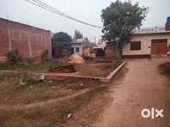 Plot For Sale in DLF The Summit