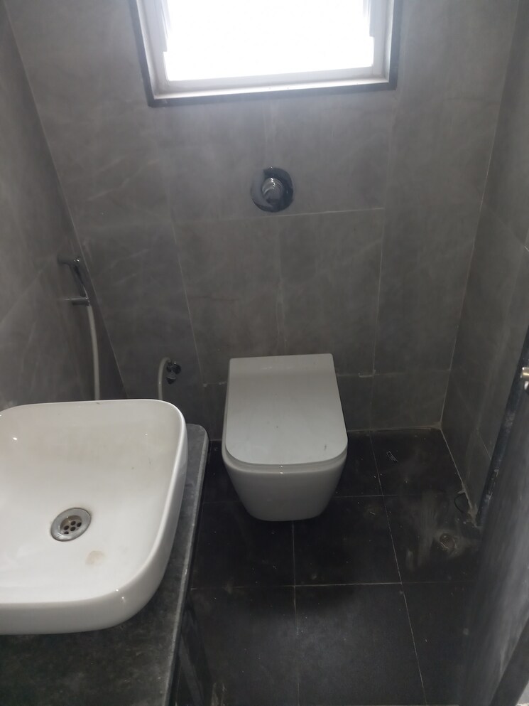 Bathroom, puravankara-silversands 2 Bedroom 900 Sq.Ft. Apartment In Mundhwa Pune 8930874