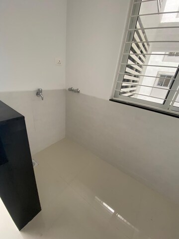 Room in 3 BHK Apartment at Pethkar Siyona, Punawale – for Rent