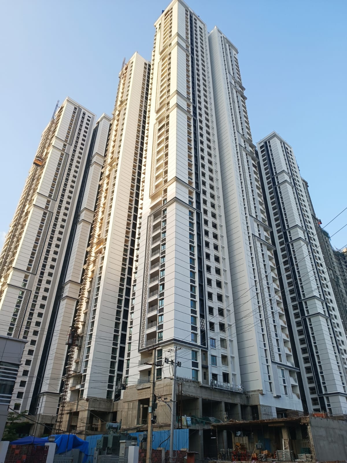 3 BHK + Pooja Room Apartment For Sale in Gachibowli