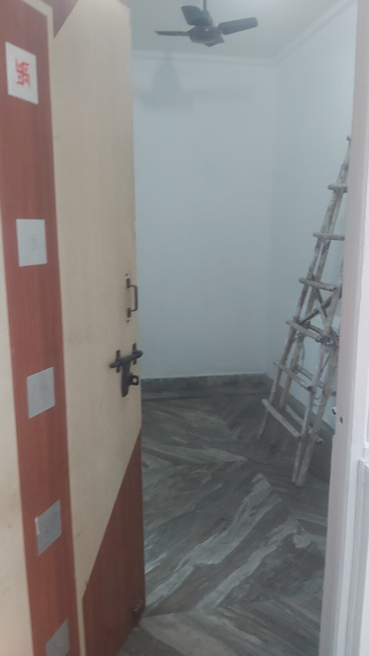 undefined, mayur vihar 2.5 Bedroom 700 Sq.Ft. Builder Floor In Mayur Vihar Delhi 8930932