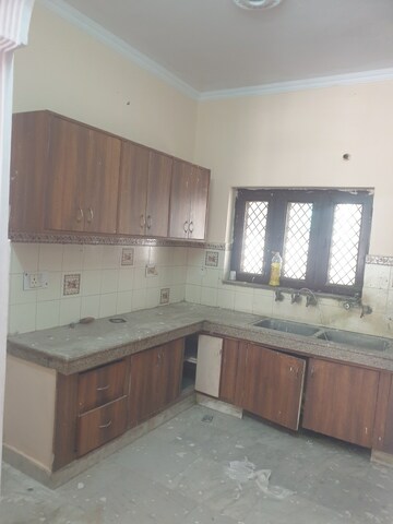 Kitchen in 3 BHK Independent House at Sector 16 – for Rent