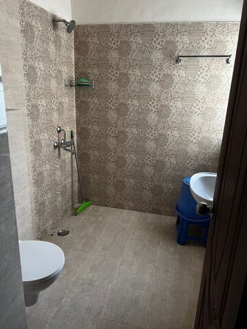 Bathroom in 4 BHK Apartment at Gomti Nagar – for Rent