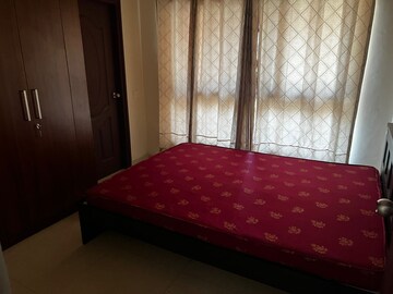 Bedroom in 4 BHK Apartment at Gomti Nagar – for Rent