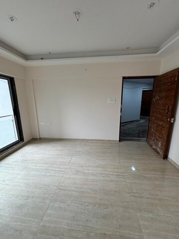 Room in 2 BHK Apartment at Je And Vee Om Trimurti, Malad East – for Rent