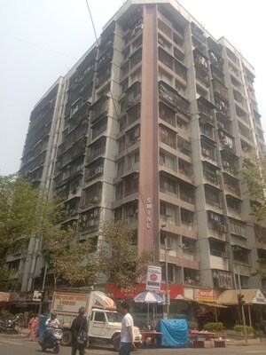 2 BHK Apartment For Sale in Sminu Towers, Borivali West