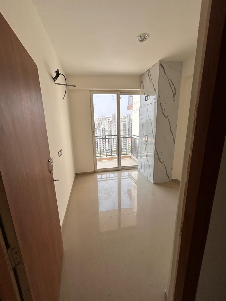 undefined, rof-aalayas 2 Bedroom 717 Sq.Ft. Apartment In Sector 102 Gurgaon 8930975