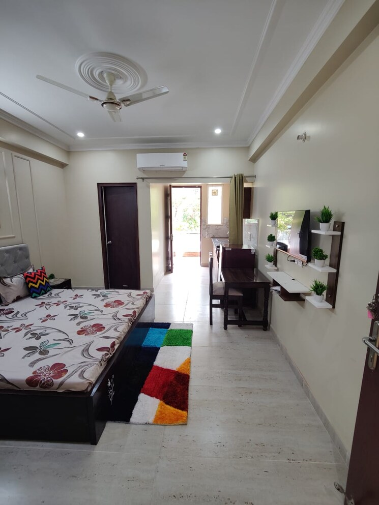 Bedroom, sector 27 1 RK 450 Sq.Ft. Builder Floor In Sector 27 Gurgaon 8930979