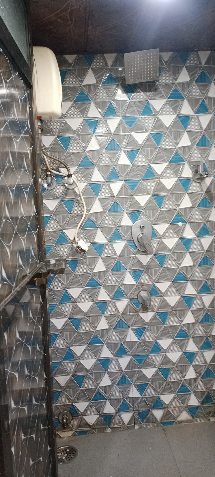 Bathroom, siddhi-prabha-chs-prabhadevi 1 RK 450 Sq.Ft. Apartment In Prabhadevi Mumbai 8931054