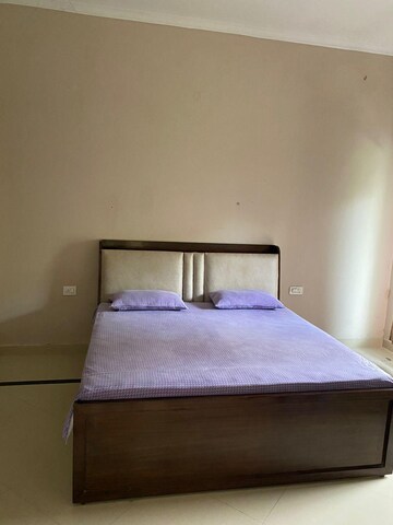 Bedroom in 3 BHK Villa at Adarsh Panache Heights, Kulhan – for Rent