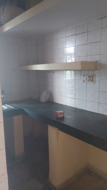 Bathroom in 2.5 BHK Builder Floor at Mayur Vihar – for Sale
